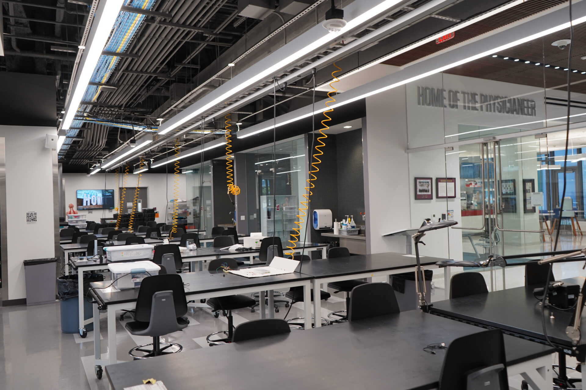 Rows of medical engineering desks at EnMed inside the lab